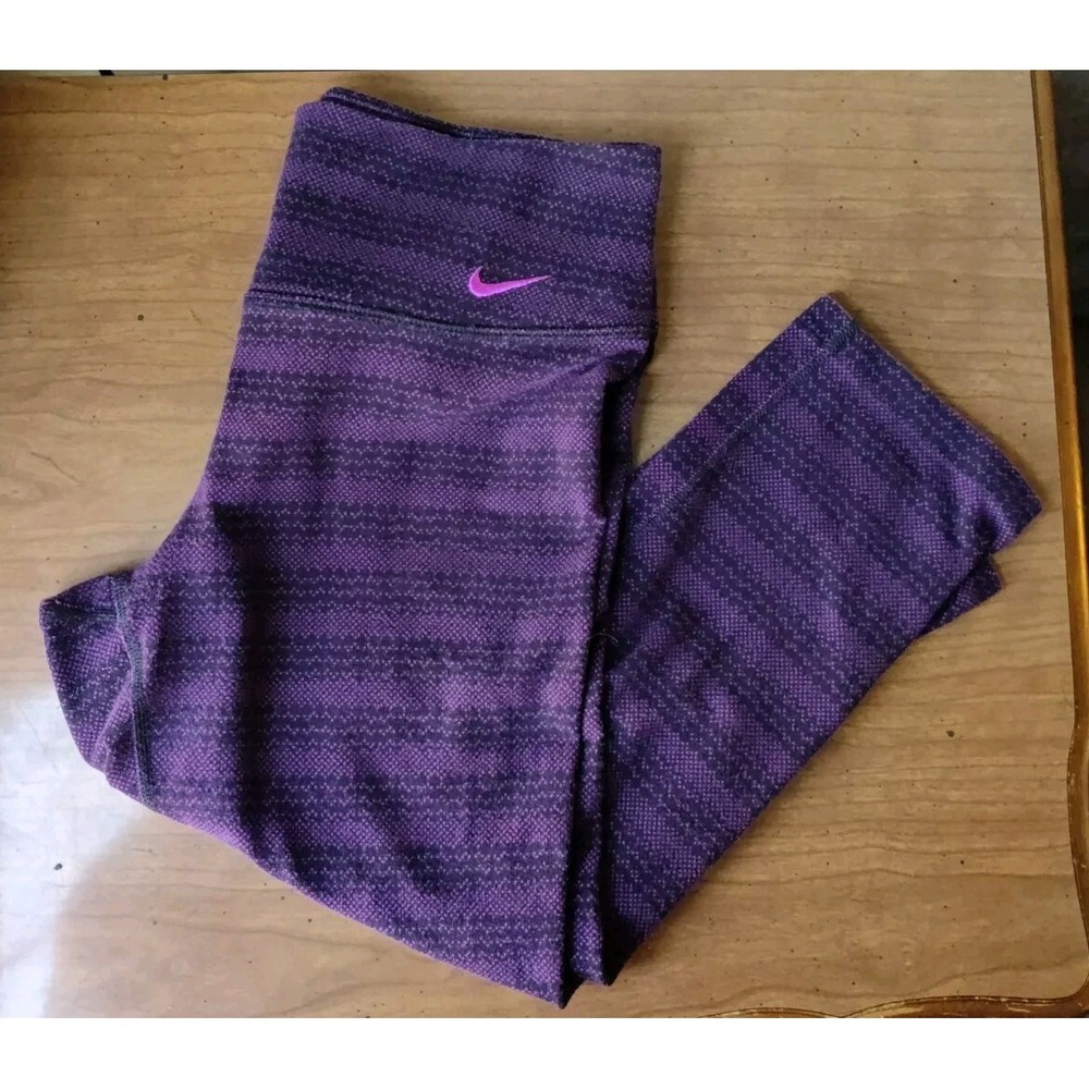 Nike Legend Women's Zig Dot Tight Fit Training 3/4 Capri Pants Purple/Black Sz S